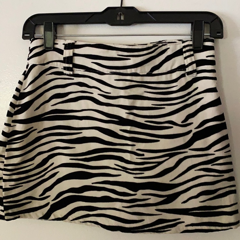 White and Black Animal Print skirt NWOT